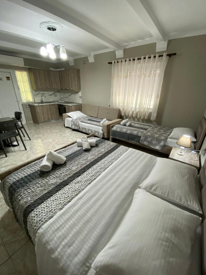 Vila Ajdinaj Berat Exterior foto