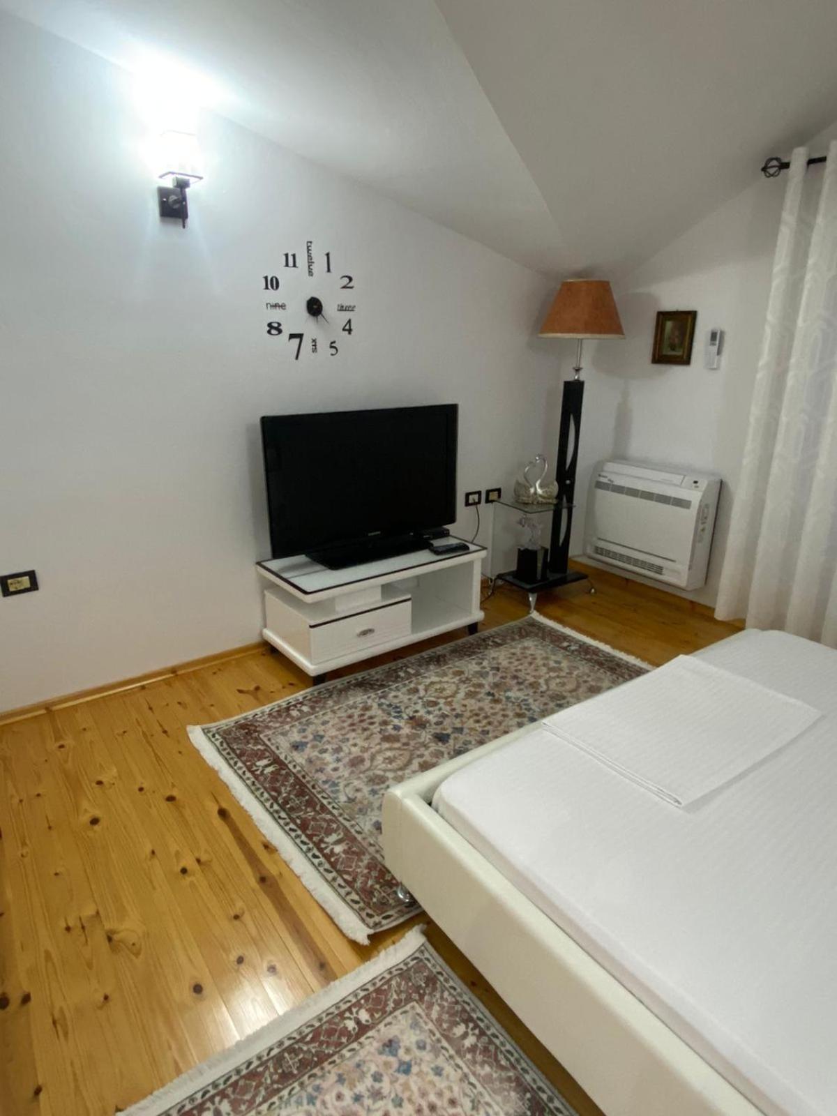 Vila Ajdinaj Berat Exterior foto